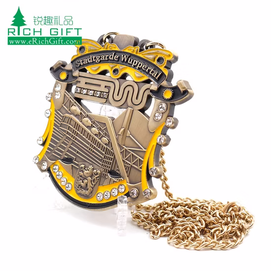 Fabricante personalizado barato carnaval floco de neve chave de vôlei 3D futebol ww2 alemão eco amigável dança natação jiu jitsu 5K abridor de garrafa réplica medalha de prêmio para menina